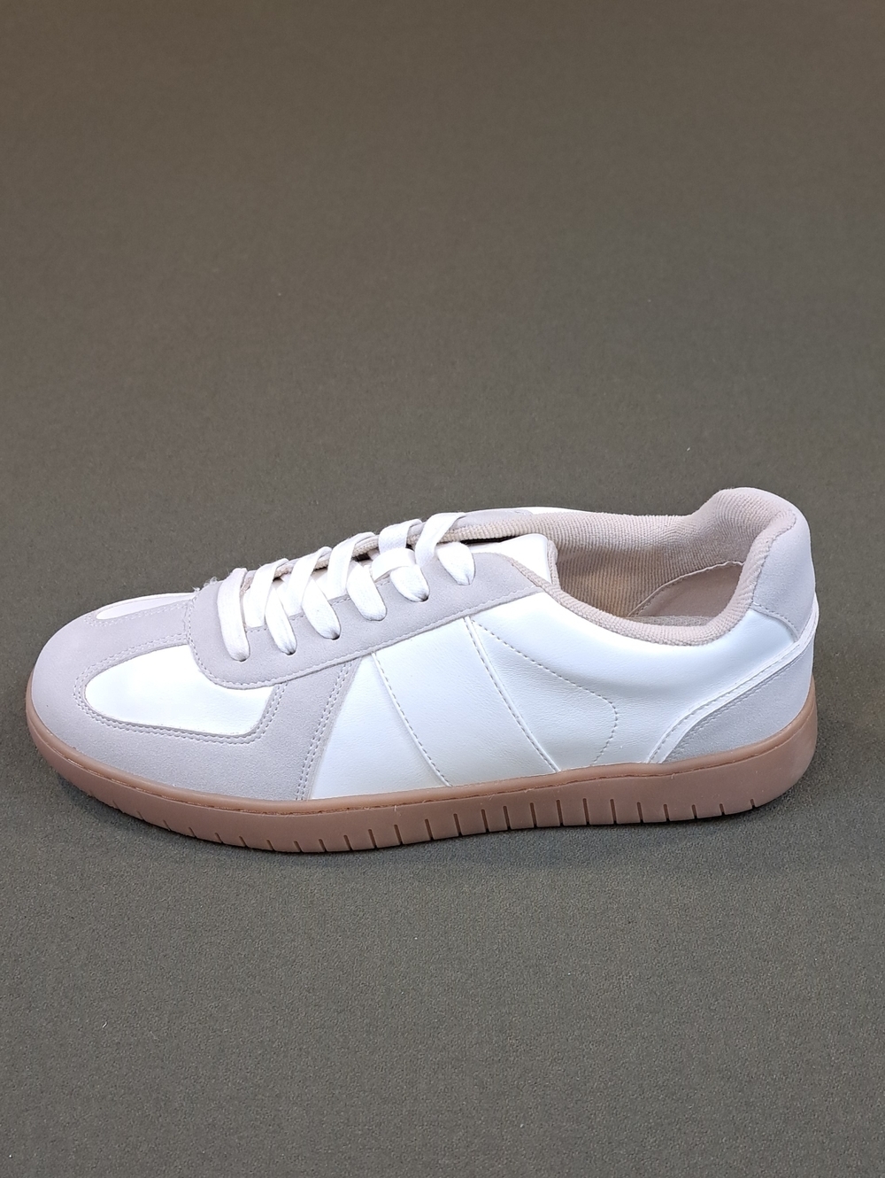 Steve Madden Korona T-Toe Sneaker - Color: White/Gray - Size: Men 10